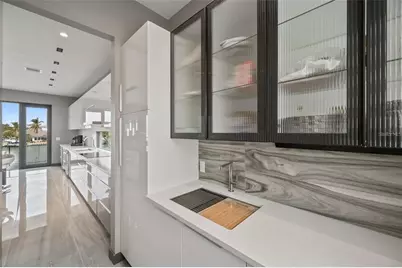 36 Dolphin Drive, Treasure Island, FL 33706 - Photo 8