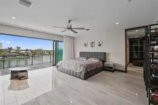 36 Dolphin Dr, Treasure Island, FL 33706 - Photo 32