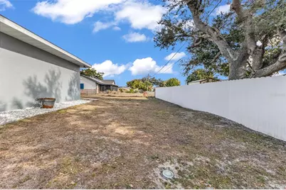 625 Ennis Terrace NW, Port Charlotte, FL 33952 - Photo 36