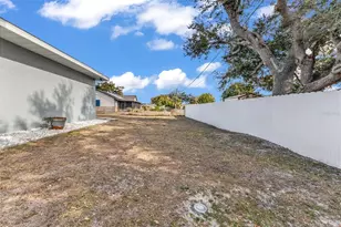 625 Ennis Terrace NW, Port Charlotte, FL 33952 - Photo 36