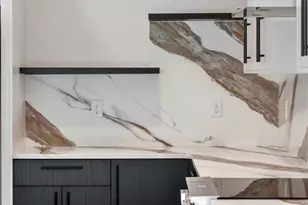 774 Rotonda Cir, Rotonda West, FL 33947 - Photo 10