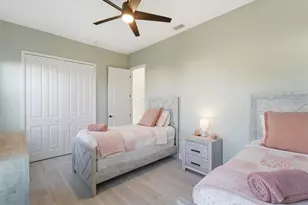 149 Long Meadow Ln, Rotonda West, FL 33947 - Photo 20