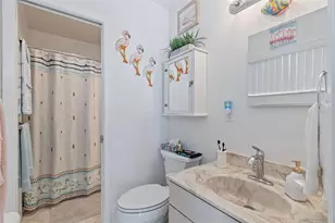 8250 Pickwick Rd, North Port, FL 34287 - Photo 26