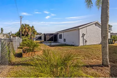 8250 Pickwick Road, North Port, FL 34287 - Photo 34