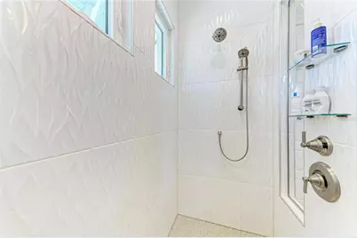 2410 W Marion Avenue, Punta Gorda, FL 33950 - Photo 32