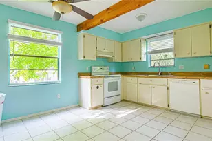 60 Beachcomber Ln, Englewood, FL 34223 - Photo 12