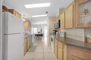 2100 Kings Hwy, Port Charlotte, FL 33980 - Photo 14