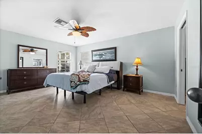 121 NE 11th Terrace, Cape Coral, FL 33909 - Photo 14