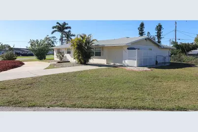 22191 New Rochelle Avenue, Port Charlotte, FL 33952 - Photo 2