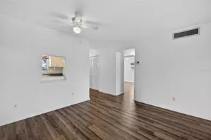 2207 Croton Ct, Lehigh Acres, FL 33936 - Photo 10