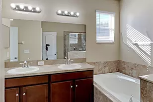 10810 Standing Stone Dr, Wimauma, FL 33598 - Photo 8