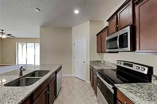 10810 Standing Stone Dr, Wimauma, FL 33598 - Photo 2