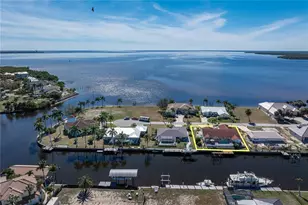 136 Creek Dr SE, Port Charlotte, FL 33952 - Photo 2