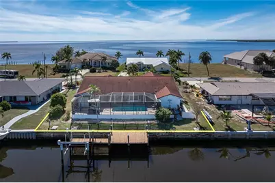 136 Creek Drive SE, Port Charlotte, FL 33952 - Photo 12