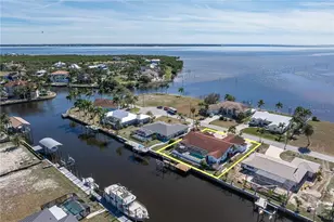 136 Creek Dr SE, Port Charlotte, FL 33952 - Photo 14