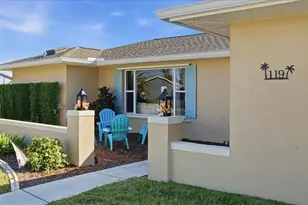 119 Easton Dr NW, Port Charlotte, FL 33952 - Photo 4