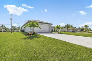 1021 SW 9th Ave, Cape Coral, FL 33991 - Photo 2