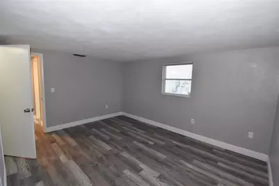 7300 Embassy Boulevard, Port Richey, FL 34668 - Photo 10