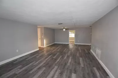 7300 Embassy Boulevard, Port Richey, FL 34668 - Photo 2