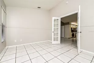 6215 65th Pl E, Palmetto, FL 34221 - Photo 8