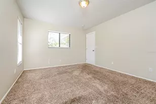 6215 65th Pl E, Palmetto, FL 34221 - Photo 10