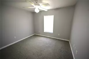 8221 Larrimore Ave, North Port, FL 34291 - Photo 14