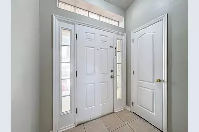 1739 Presidio Drive, Clermont, FL 34711 - Photo 4