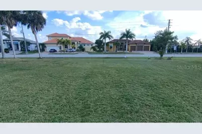 272 Madrid Boulevard, Punta Gorda, FL 33950 - Photo 2