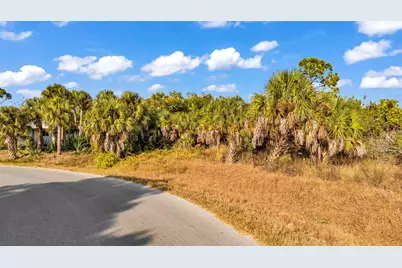 366 Lomond Drive, Port Charlotte, FL 33953 - Photo 4