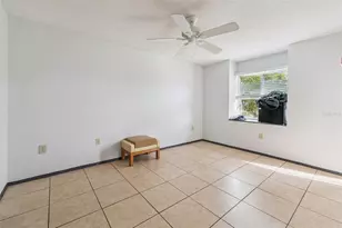 4306 Madeira Ct, Sarasota, FL 34233 - Photo 12