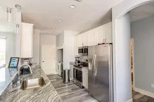 241 Annapolis Ln, Rotonda West, FL 33947 - Photo 18