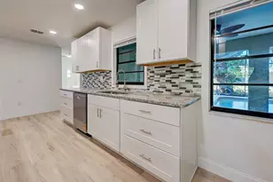 2767 Sally Ln, North Port, FL 34286 - Photo 20