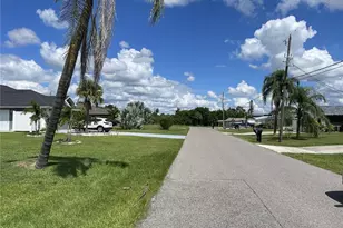 181 N Waterway Dr NW, Port Charlotte, FL 33952 - Photo 70