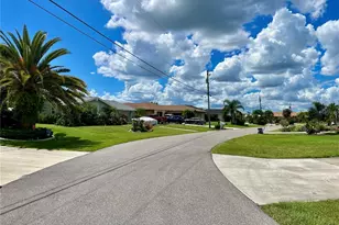 181 N Waterway Dr NW, Port Charlotte, FL 33952 - Photo 72