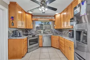 4178 Rose Arbor Cir, Port Charlotte, FL 33948 - Photo 10