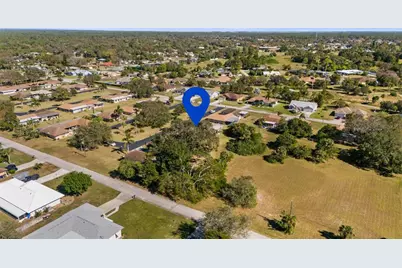 235 Thistle Court, Lehigh Acres, FL 33936 - Photo 32