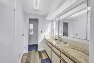 2100 Kings Hwy, Port Charlotte, FL 33980 - Photo 32