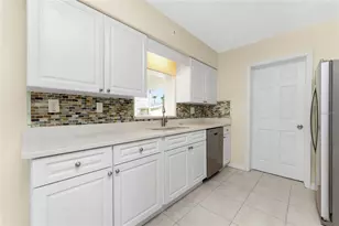 1447 Lemon Bay Dr, Englewood, FL 34223 - Photo 18