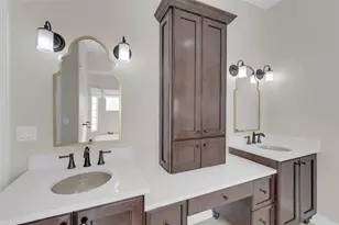 8642 S Lake Cir, Fort Myers, FL 33908 - Photo 22