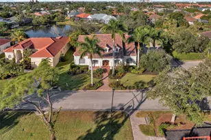 8642 S Lake Cir, Fort Myers, FL 33908 - Photo 4