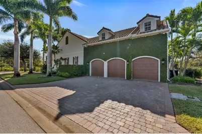 8642 S Lake Circle, Fort Myers, FL 33908 - Photo 2