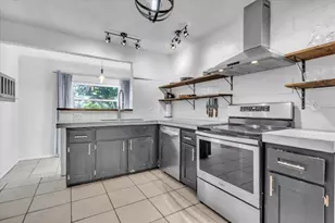 26169 Madras Ct, Punta Gorda, FL 33983 - Photo 12