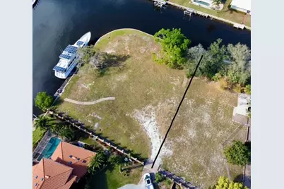 2105 Jamaica Way, Punta Gorda, FL 33950 - Photo 6