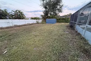 11048 Vanessa Ave, Englewood, FL 34224 - Photo 18