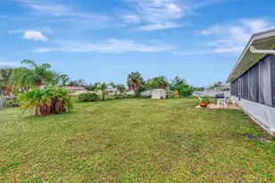 4555 McKibben Dr, North Port, FL 34287 - Photo 32