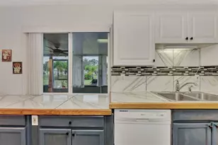 4555 McKibben Dr, North Port, FL 34287 - Photo 14