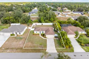 4352 Adelaide Ave, North Port, FL 34288 - Photo 18