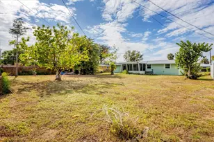 119 Sunnyside St NW, Port Charlotte, FL 33952 - Photo 10