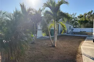 2409 Dando St, Port Charlotte, FL 33948 - Photo 4