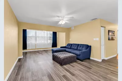 21267 Gertrude Avenue #212, Port Charlotte, FL 33952 - Photo 6